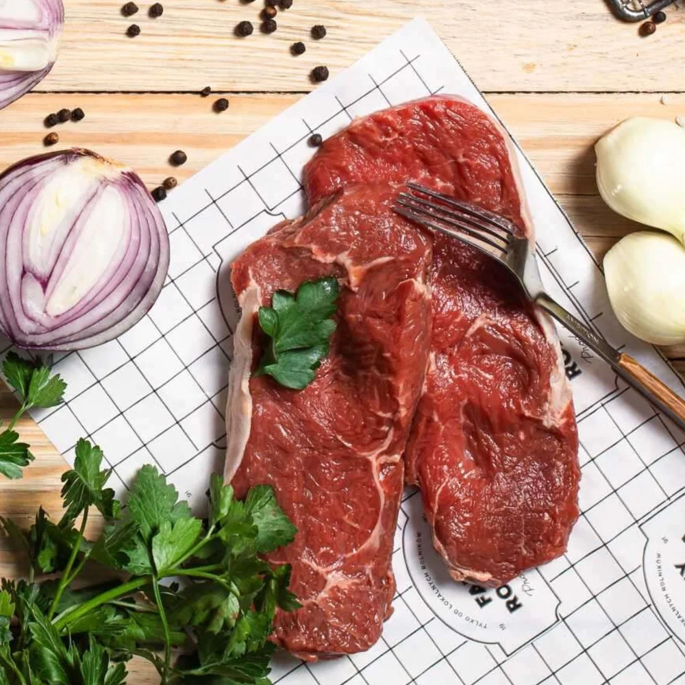 Zestaw mięsa Bio: antrykot wołowy, polędwica wołowa, wołowe na gulasz Farmy Roztocza