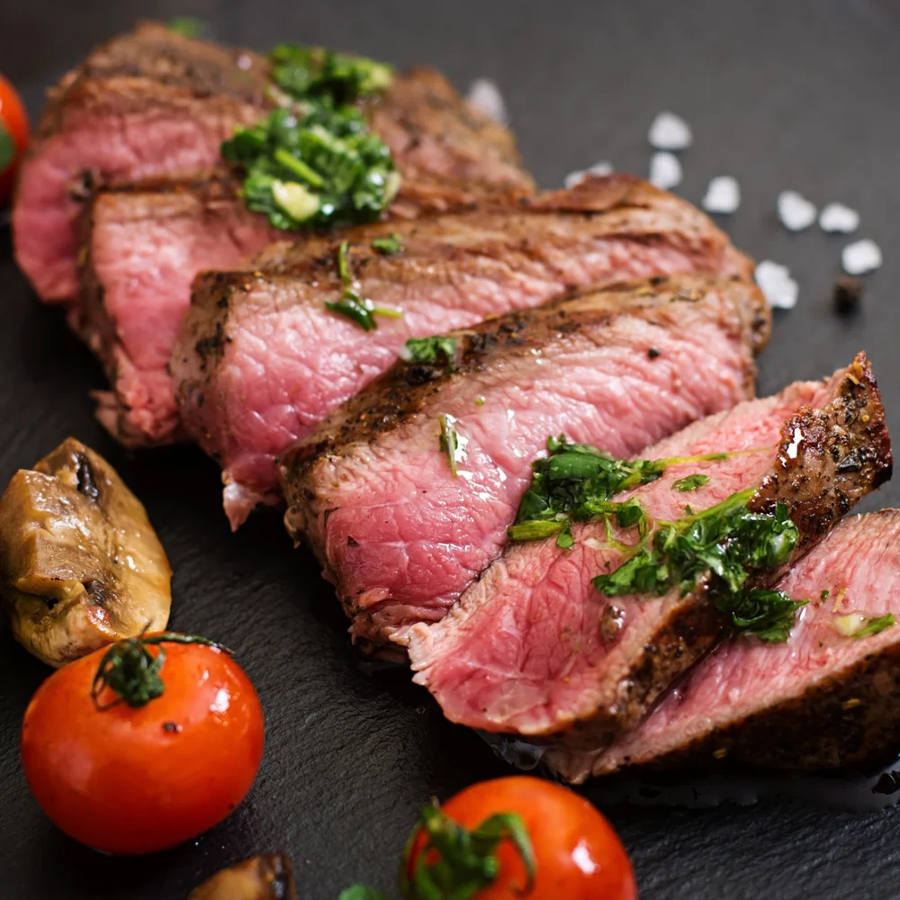 Zestaw mięsa Bio: polędwica wołowa, wołowe na gulasz mielone wołowe, Farmy Roztocza