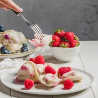 Pierogi z truskawkami Bio